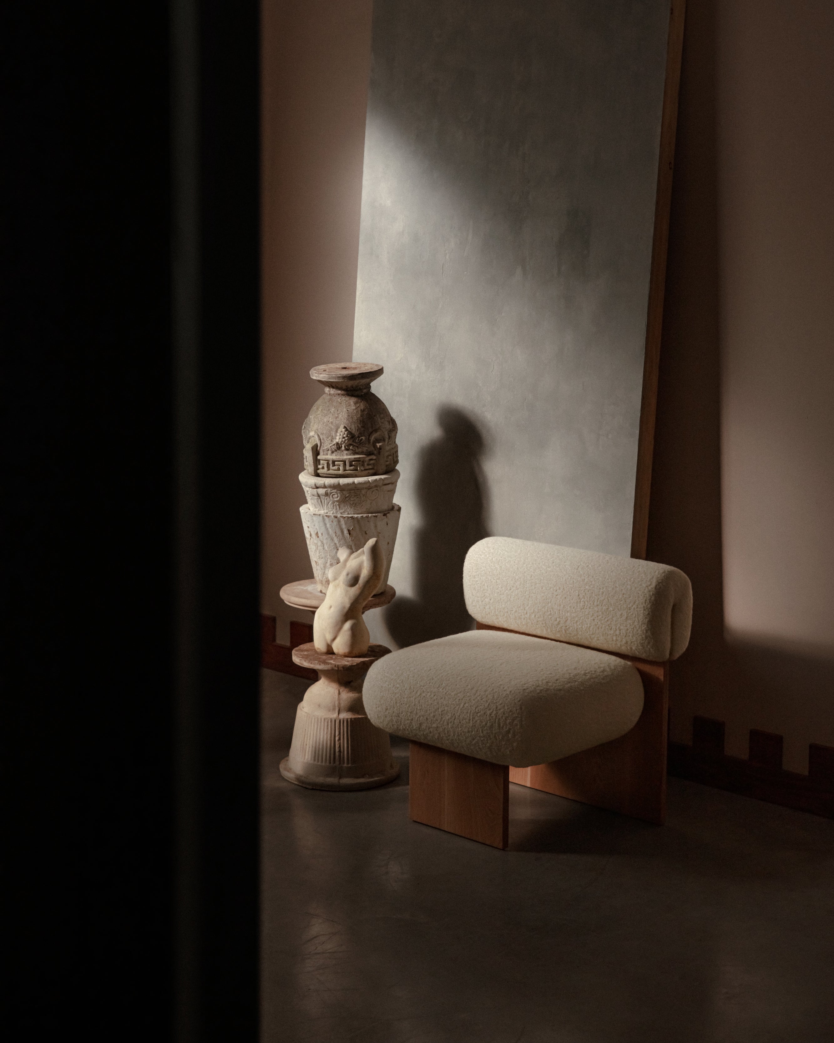 L'Art de Vivre Lounge Chair- Bouclè